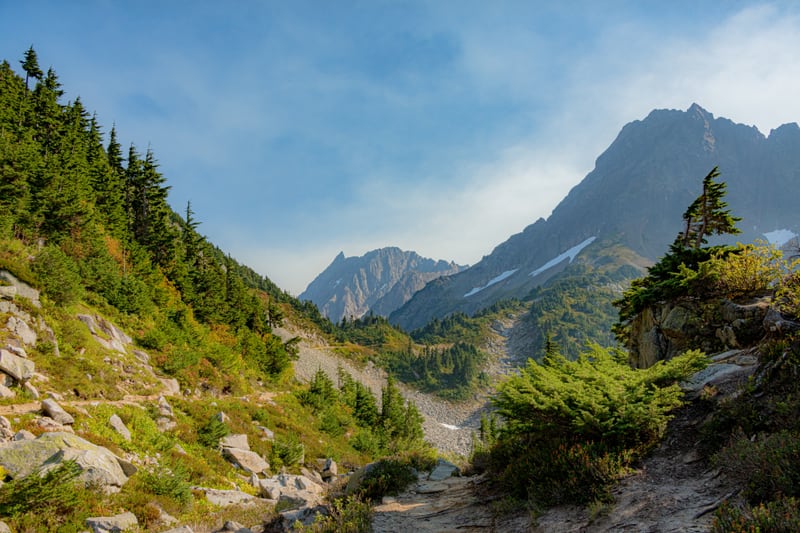 Cascade Pass  by Khalogram Creative