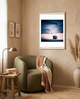 Desertir framed in a tender room thumbnail