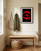 Bouche in red framed in a relaxed room thumbnail