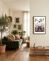 Amy Winehouse framed in a grounding room thumbnail