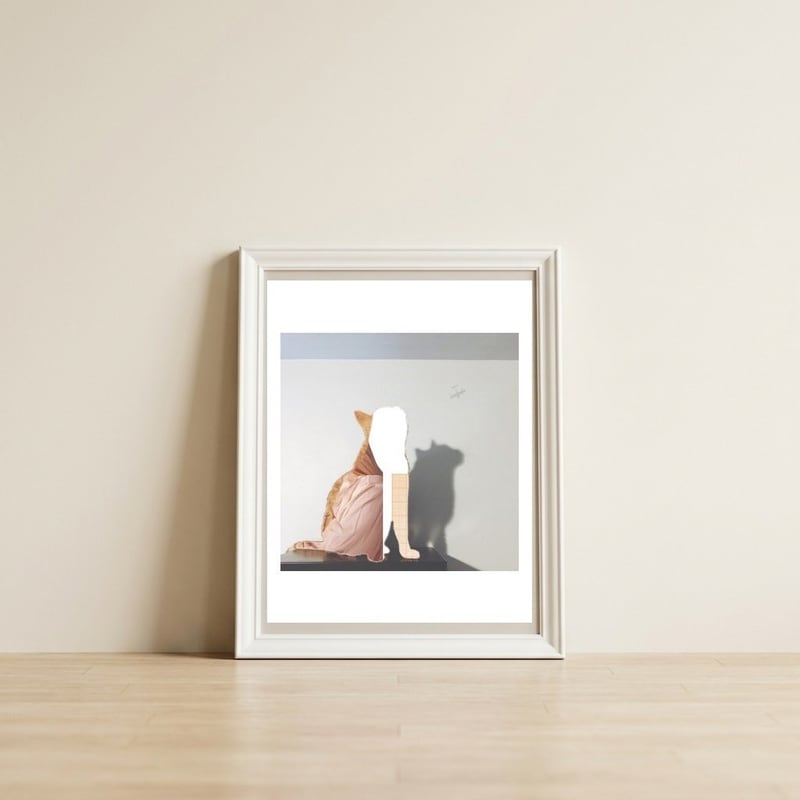 Die Planlose Katze — framed, leaning against the wall
