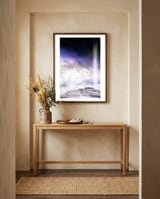 Signal framed in a welcoming room thumbnail