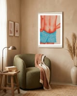 Bum framed in a tender room thumbnail