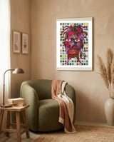 Mujer B 23 framed in a tender room thumbnail