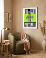 Glitch Global X Serie Urban Nature framed in a tender room thumbnail