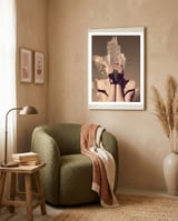 Hamburger Style framed in a tender room thumbnail