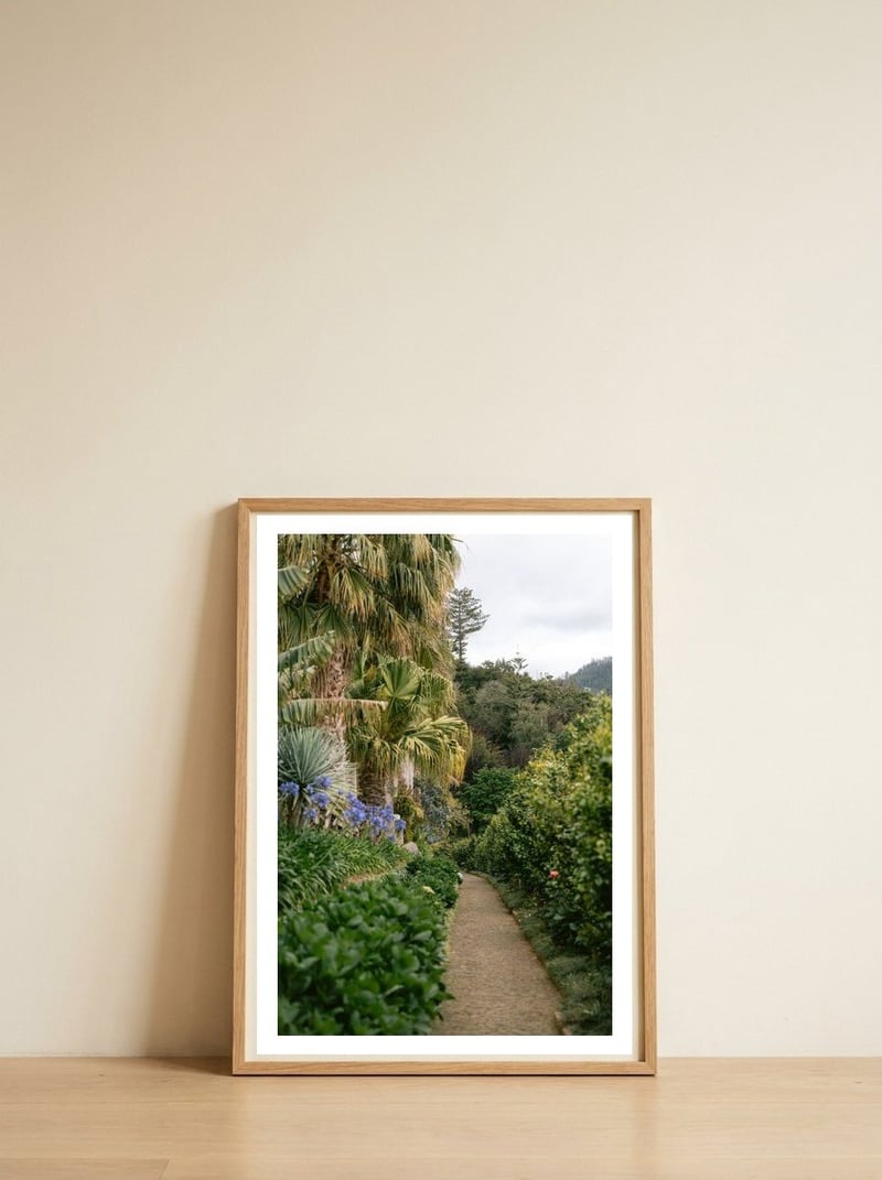 botanische-tuin-6 — framed, leaning against the wall